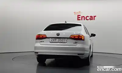 Volkswagen Jetta 2015 2.0 гидро в Москве № 2060767, миниатюра 4