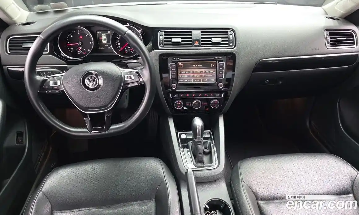 Volkswagen Jetta 2015 2.0 гидро в Москве № 2060767, фото 7