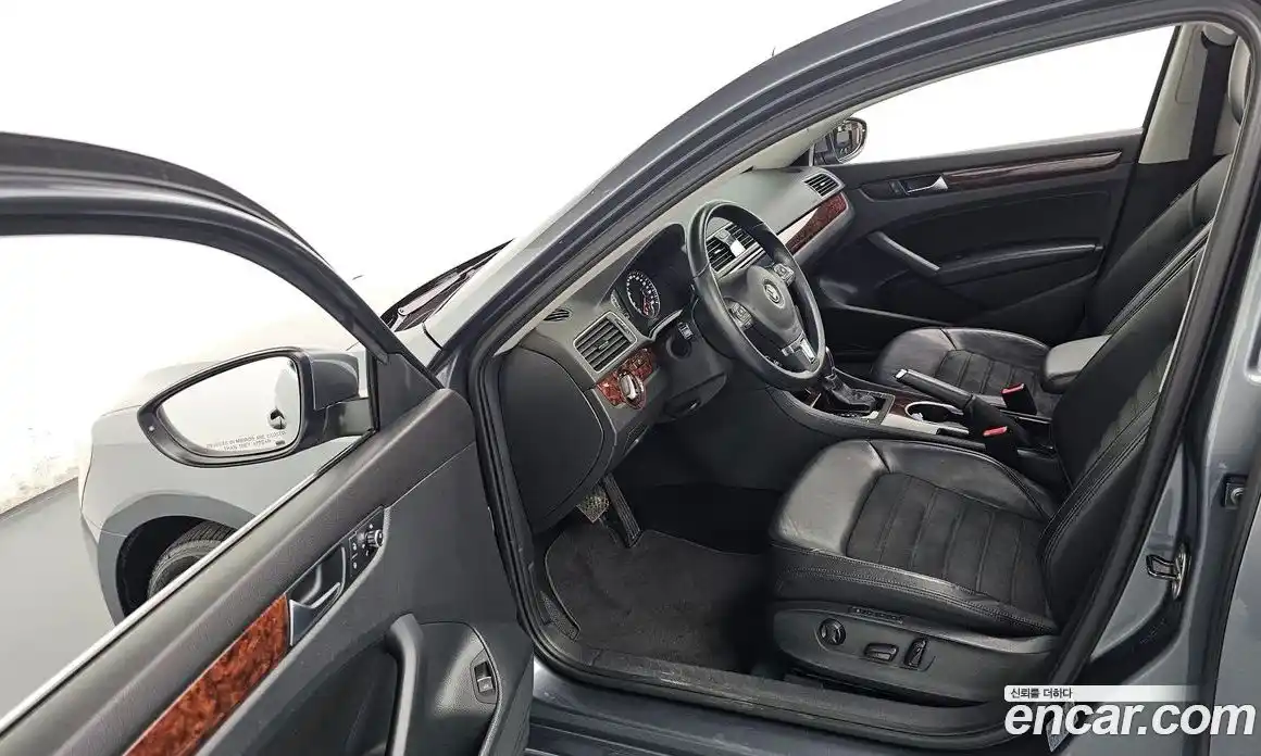 Volkswagen Passat 2013 2.0 гидро в Москве № 2060831, фото 10