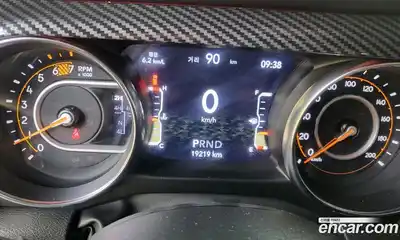 Jeep Wrangler 2023 2.0 гидро в Москве № 2061764, миниатюра 7