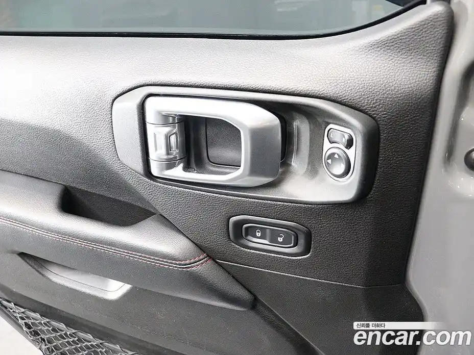Jeep Wrangler 2019 2.0 гидро в Москве № 2061835, фото 14