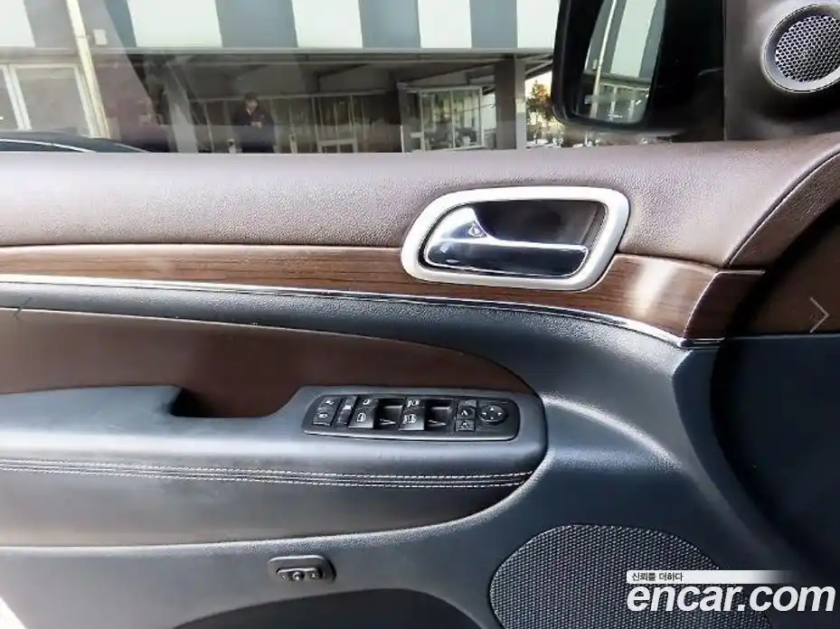 Jeep Cherokee 2015 3.6 гидро в Москве № 2061847, фото 11