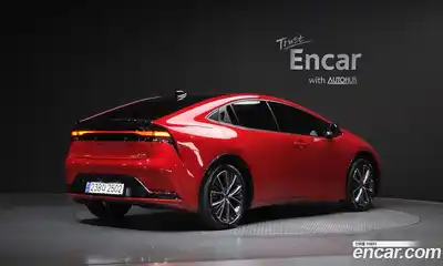 Toyota Prius 2024 2.0 гидро в Москве № 2061957, миниатюра 2