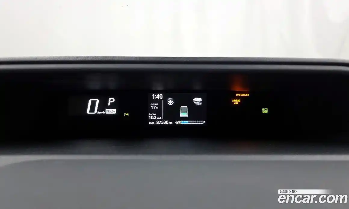 Toyota Prius 2018 1.5 гидро в Москве № 2062062, фото 11