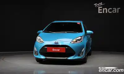 Toyota Prius 2018 1.5 гидро в Москве № 2062062, миниатюра 3