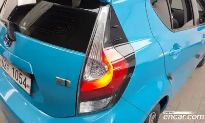 Toyota Prius 2018 1.5 гидро в Москве № 2062062, миниатюра 9