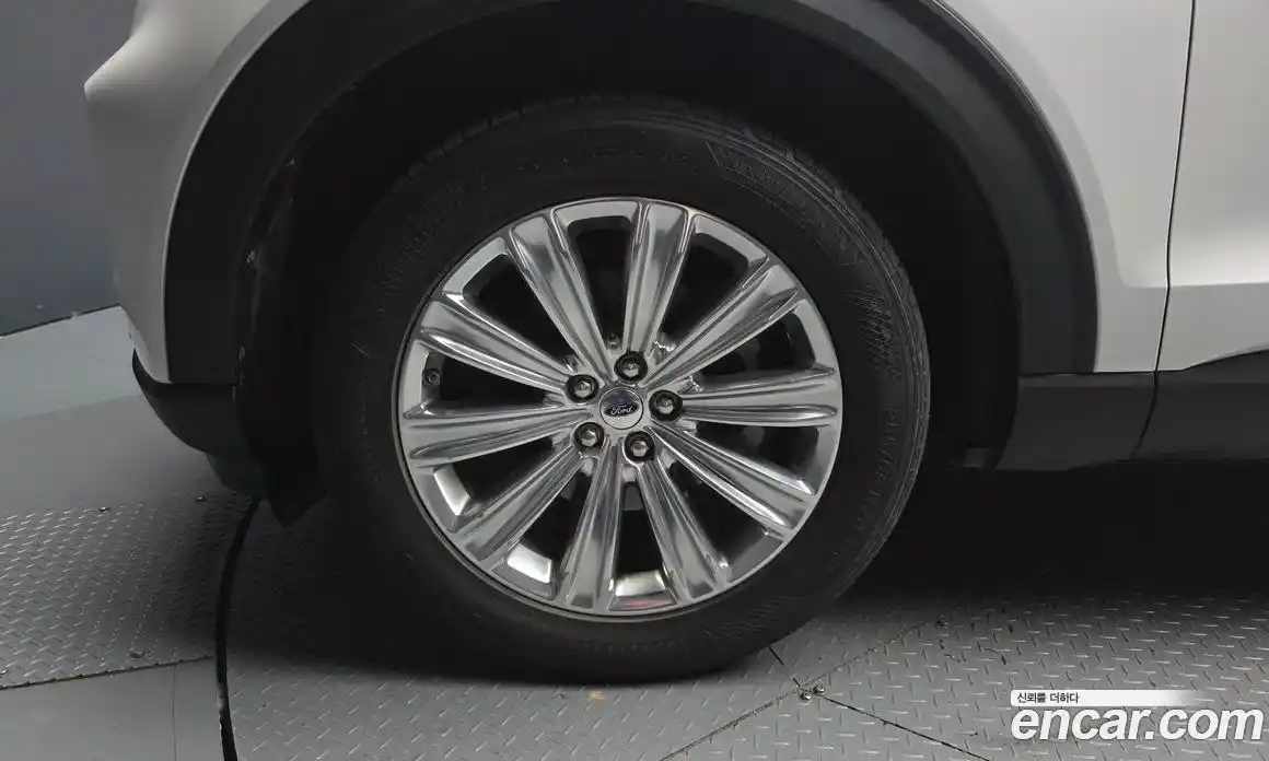 Ford Explorer 2019 2.3 гидро в Москве № 2063229, фото 5