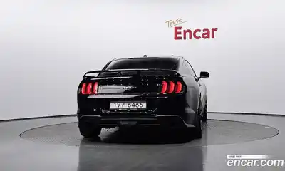 Ford Mustang 2018 2.3 гидро в Москве № 2063417, миниатюра 3