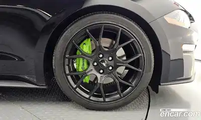 Ford Mustang 2018 2.3 гидро в Москве № 2063417, миниатюра 6
