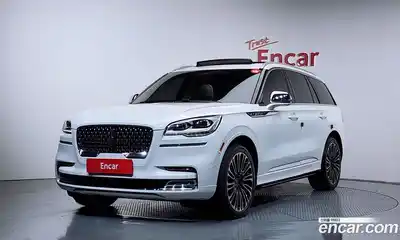Lincoln Aviator