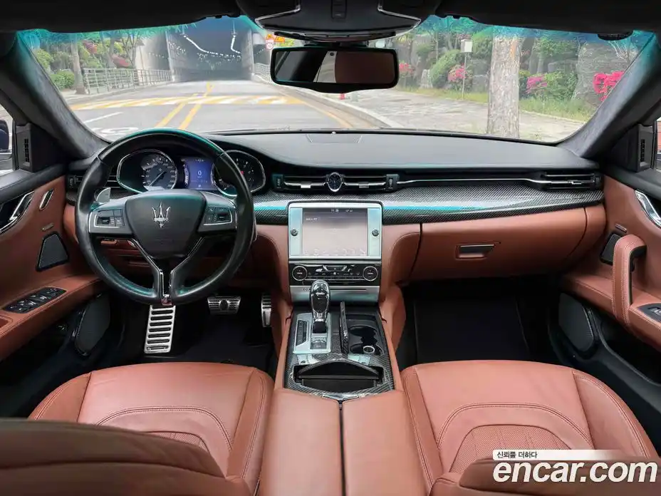 Maserati Quattroporte 2014 3.8 гидро, фото 18