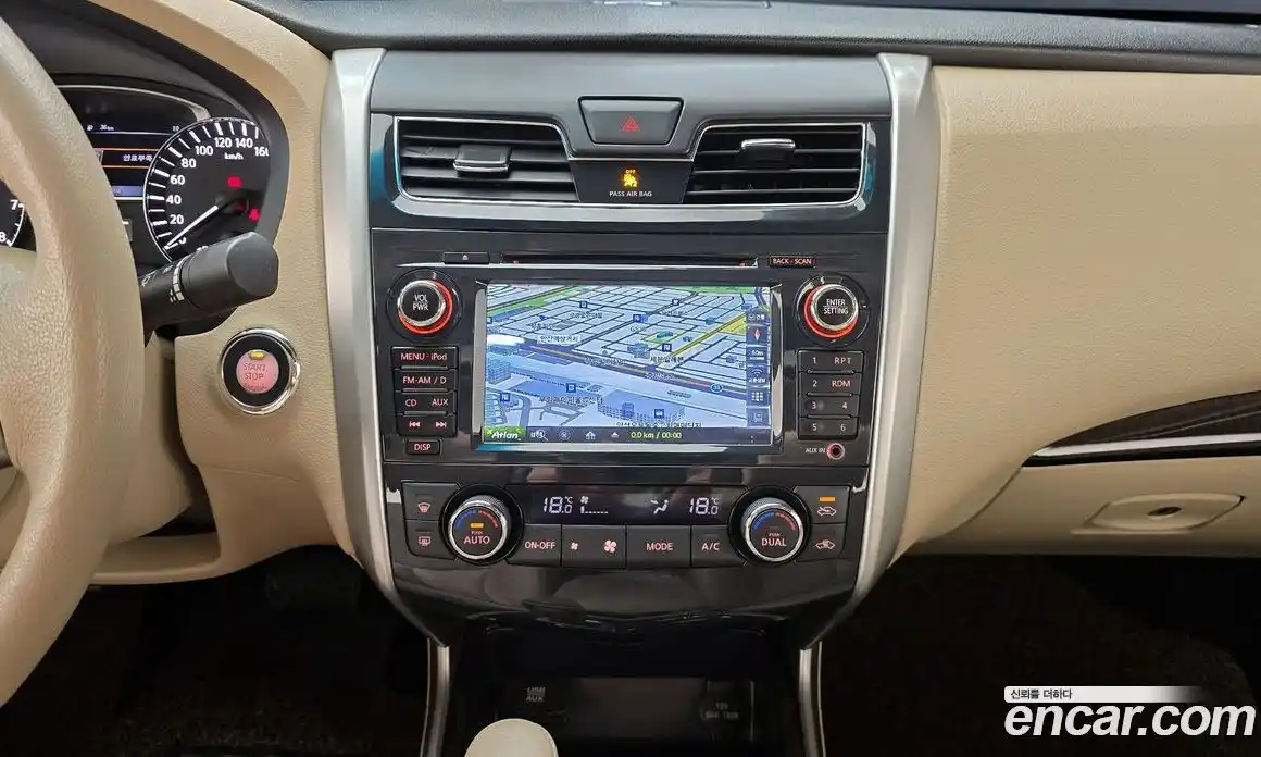 Nissan Altima 2015 2.5 гидро в Москве № 2065583, фото 19