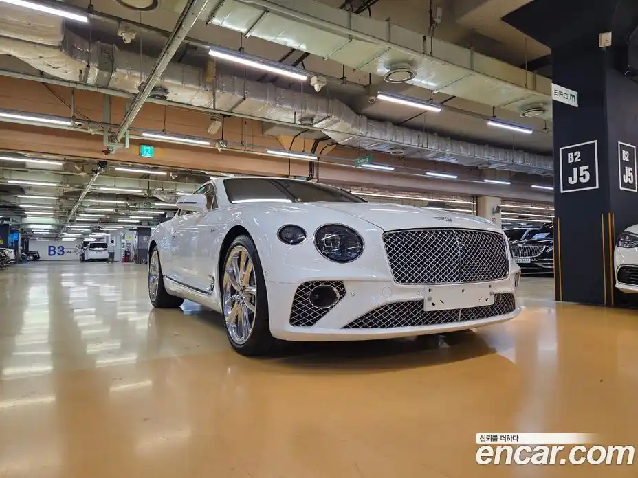 Bentley Continental 2023 4.0 гидро, фото 2