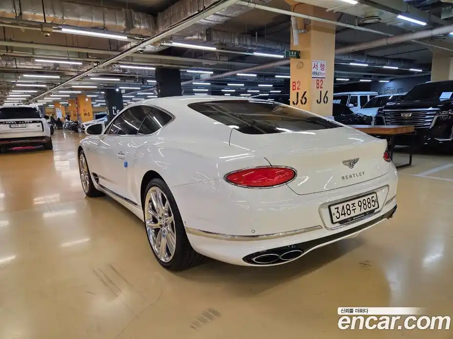 Bentley Continental 2023 4.0 гидро, фото 4