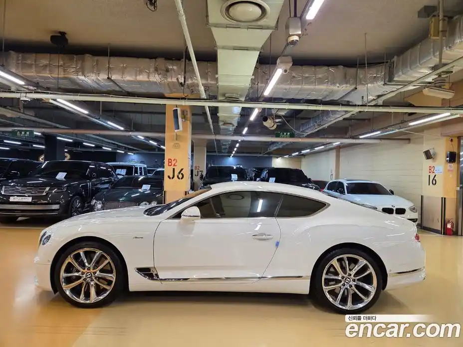Bentley Continental 2023 4.0 гидро, фото 6