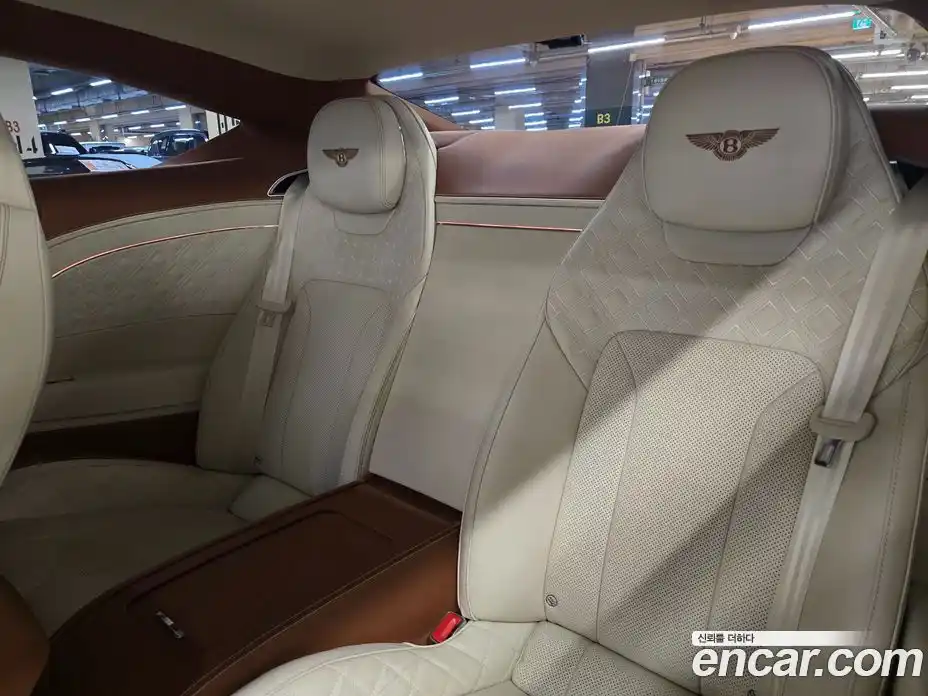 Bentley Continental 2023 4.0 гидро, фото 19