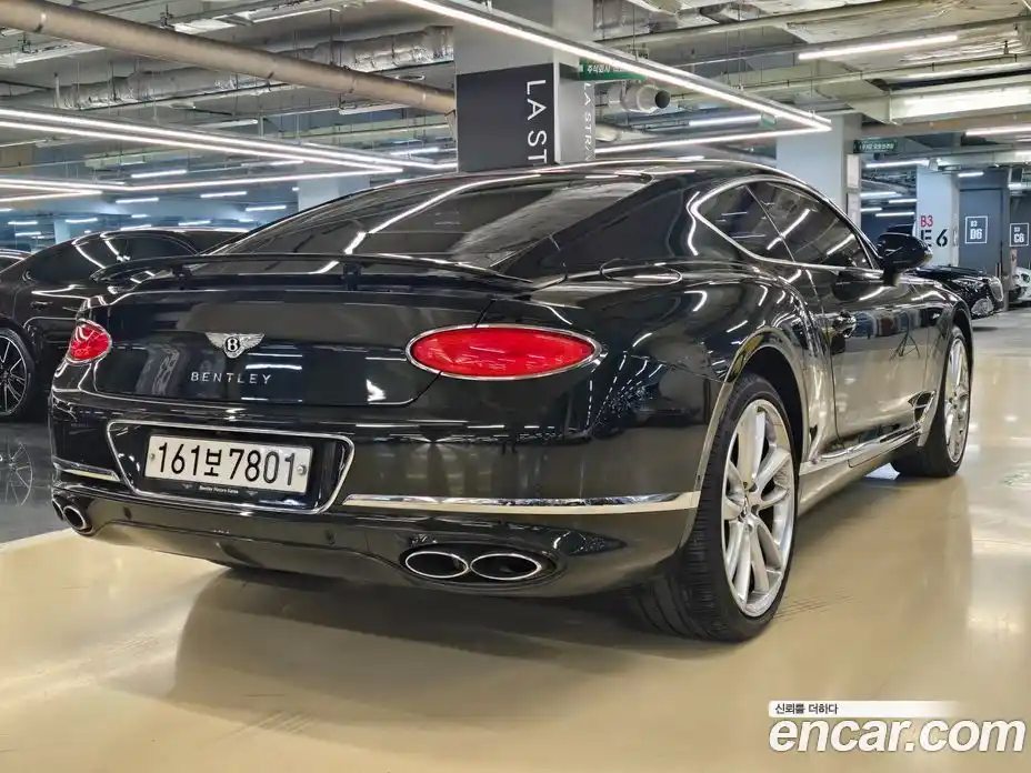 Bentley Continental 2023 4.0 гидро, фото 4