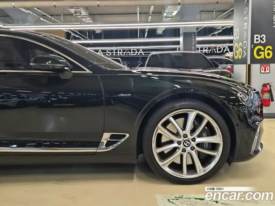 Bentley Continental 2023 4.0 гидро, фото 6