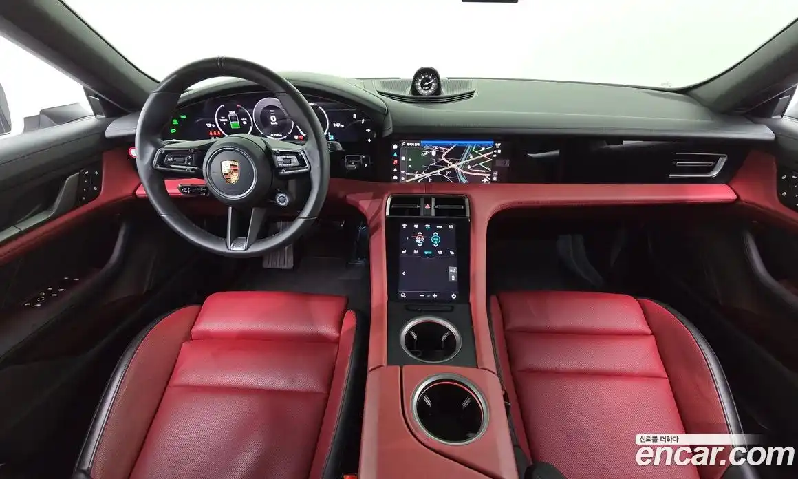 Porsche Taycan 2025 0.1 гидро в Москве № 213174, фото 7