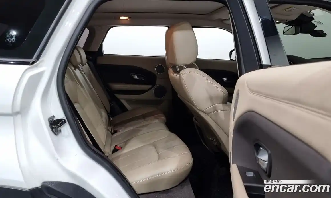 Land Rover Range-Rover Evoque 2016 2.0 гидро в Москве № 213567, фото 12