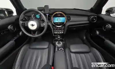 Mini Cooper Convertible 2023 2.0 гидро в Москве № 214168, миниатюра 7