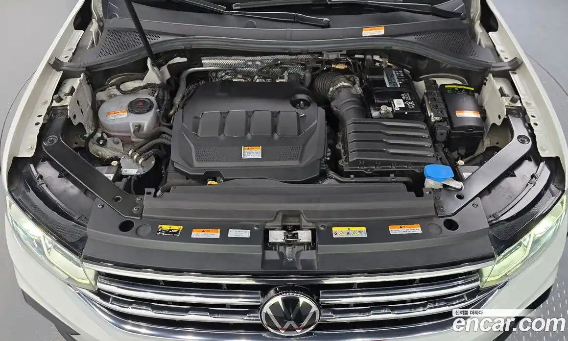 Volkswagen Tiguan 2022 2.0 гидро в Москве № 215046, фото 6