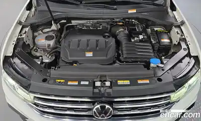 Volkswagen Tiguan 2022 2.0 гидро в Москве № 215046, миниатюра 6