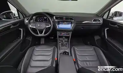 Volkswagen Tiguan 2022 2.0 гидро в Москве № 215046, миниатюра 7