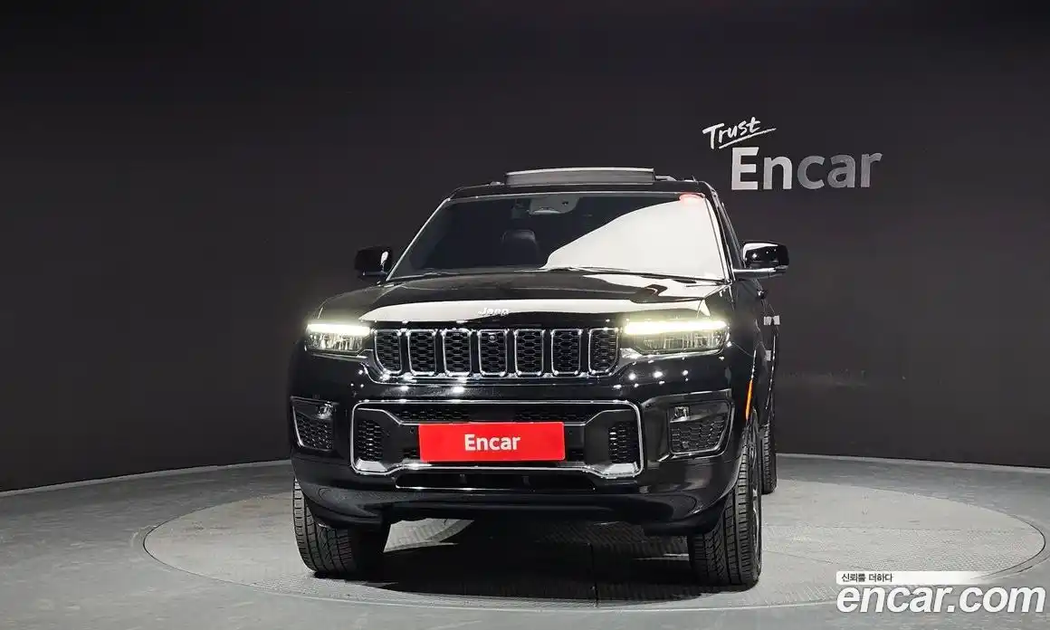 Jeep Cherokee 2023 3.6 гидро в Москве № 215420, фото 3