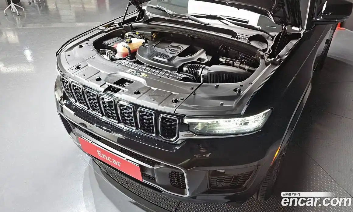 Jeep Cherokee 2023 3.6 гидро в Москве № 215420, фото 6