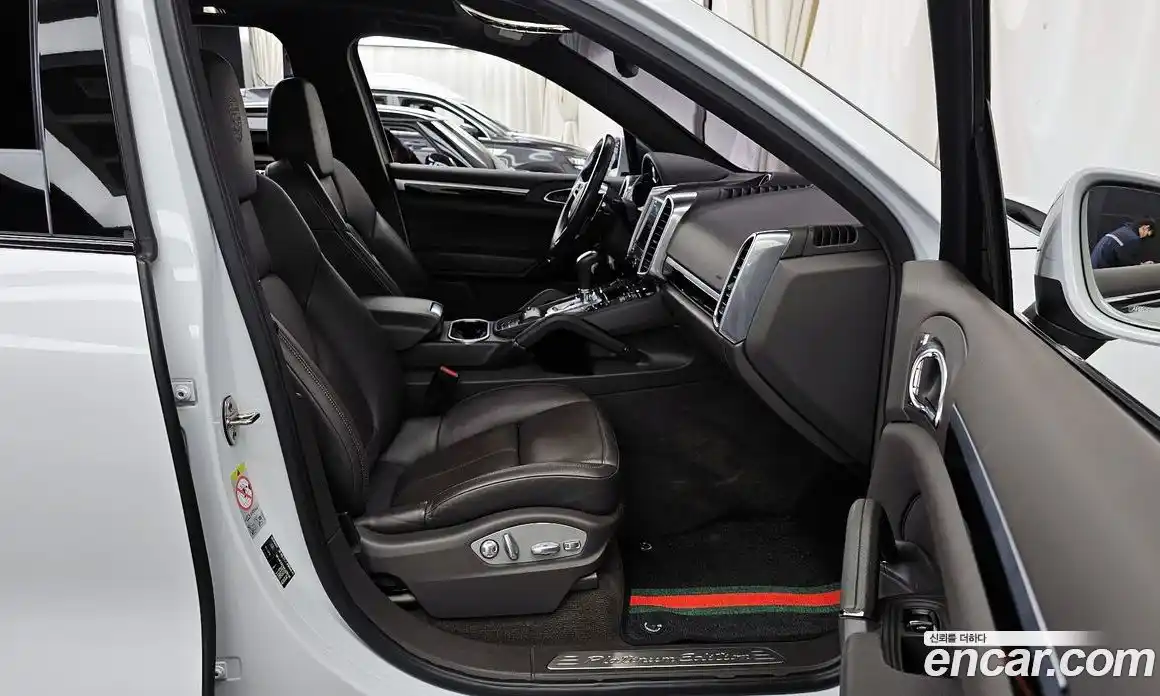 Porsche Cayenne 2017 3.0 гидро в Москве № 230976, фото 11