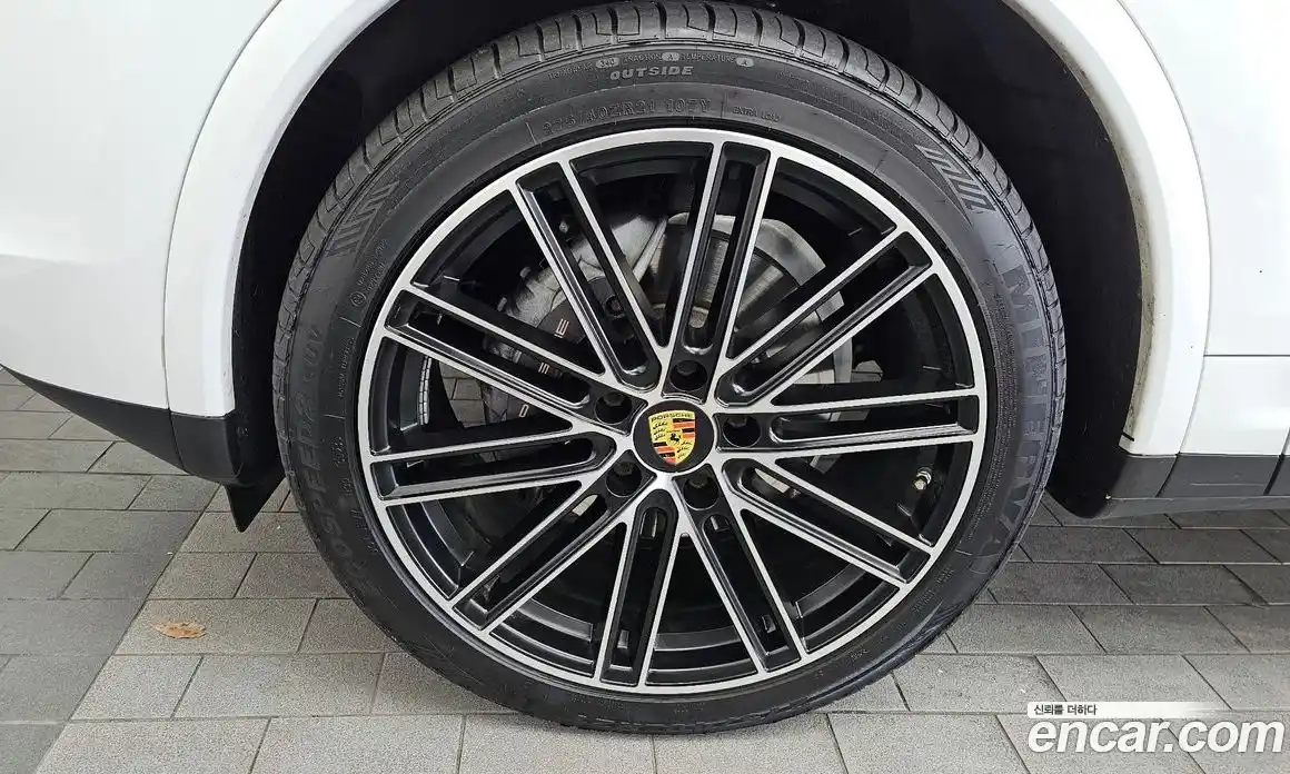 Porsche Cayenne 2017 3.0 гидро в Москве № 230976, фото 5