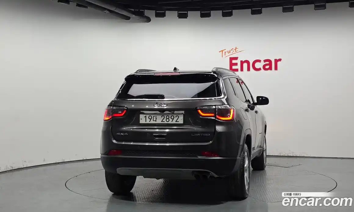 Jeep Compass 2018 2.4 гидро в Москве № 232397, фото 4