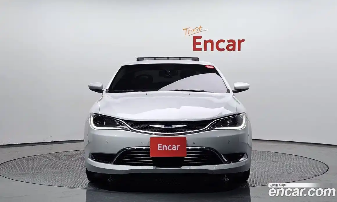 Chrysler 200 2015 2.4 гидро в Москве № 248971, фото 3