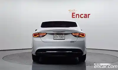 Chrysler 200 2015 2.4 гидро в Москве № 248971, миниатюра 4