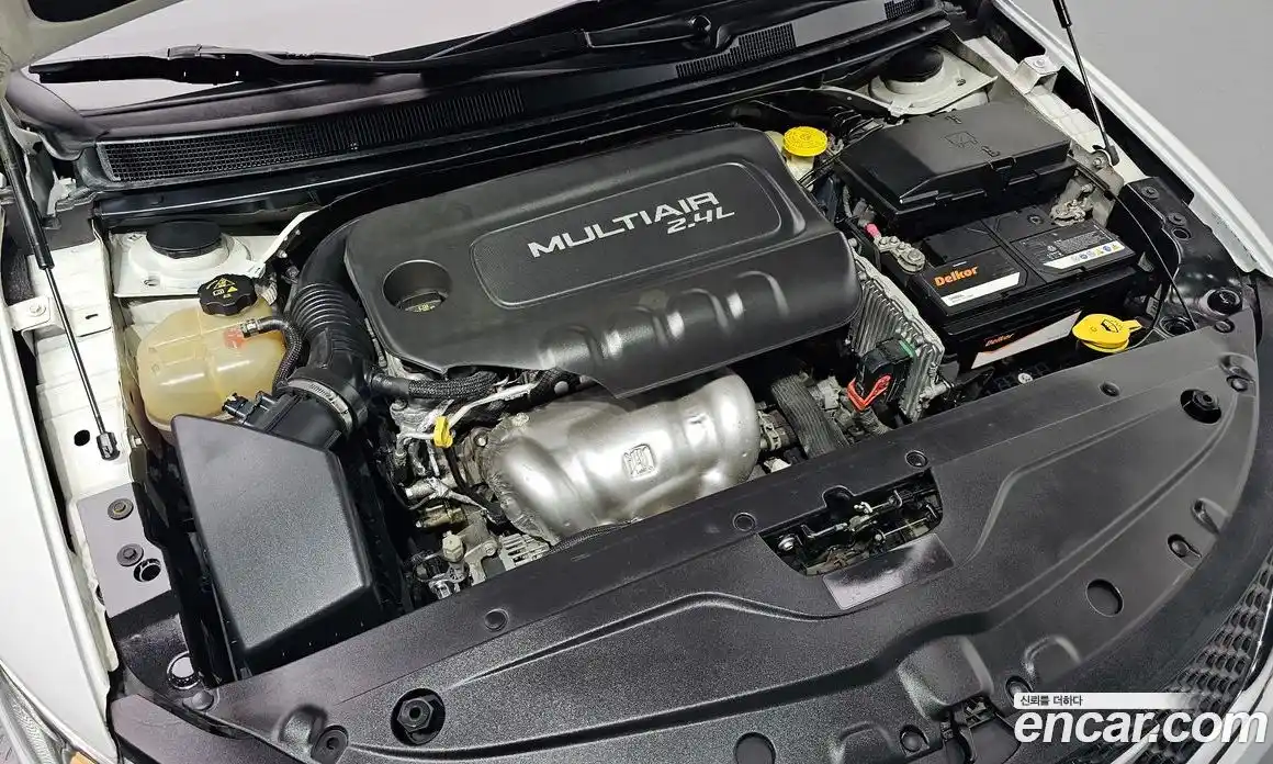 Chrysler 200 2015 2.4 гидро в Москве № 248971, фото 6