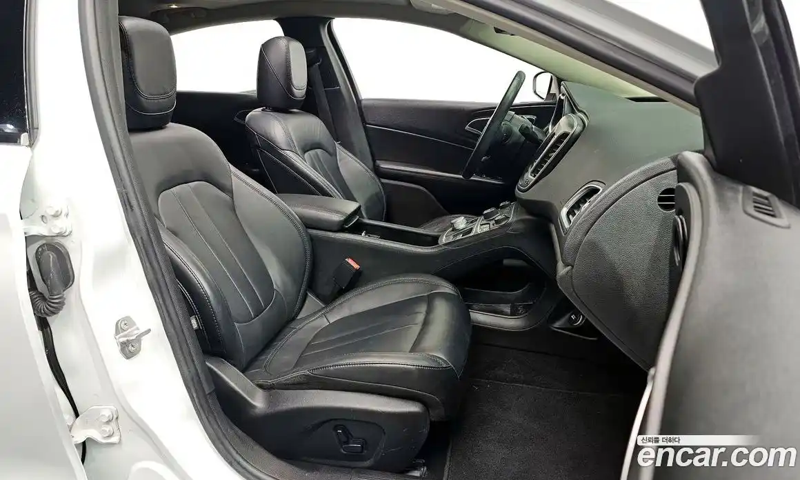 Chrysler 200 2015 2.4 гидро в Москве № 248971, фото 10