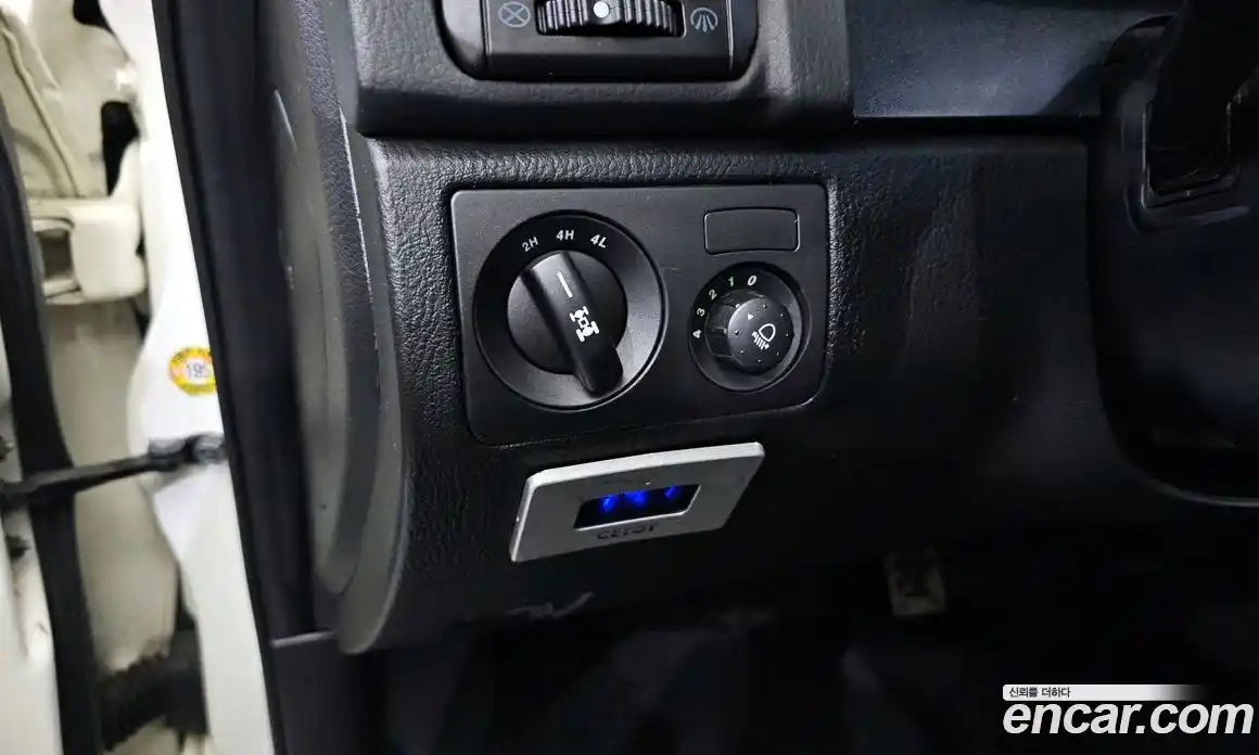 SsangYong Rexton 2012 2.0 гидро в Москве № 32551, фото 13