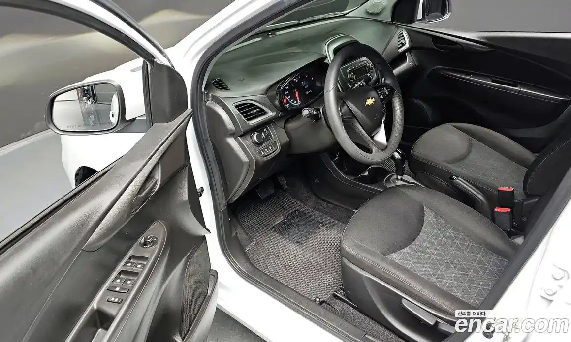 Chevrolet Spark 2018 1.0 гидро в Москве № 40612, фото 12