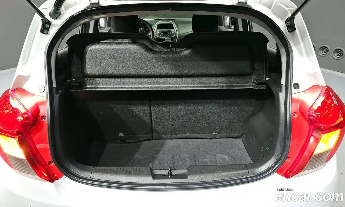 Chevrolet Spark 2018 1.0 гидро в Москве № 40612, фото 20