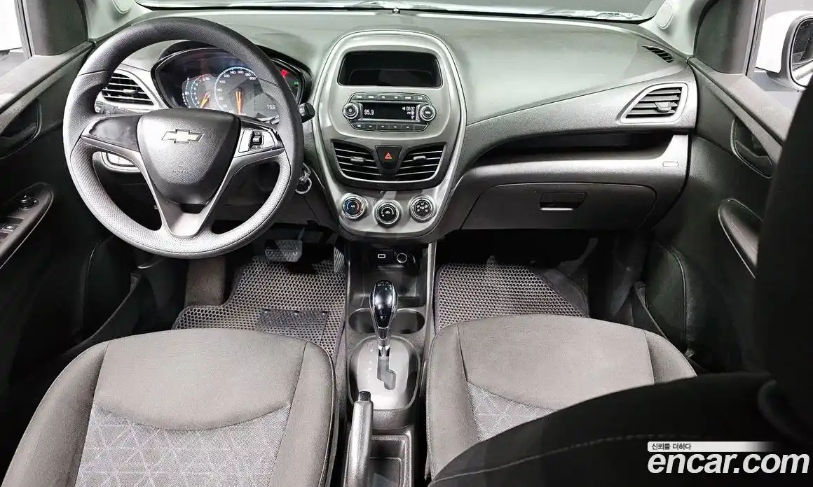 Chevrolet Spark 2018 1.0 гидро в Москве № 40612, фото 7