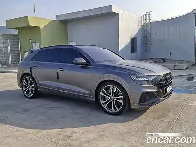 Audi SQ8 2021 4.0 гидро в Москве № 971242, миниатюра 3