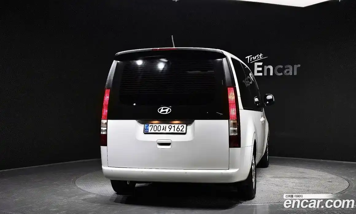 Hyundai Staria 2024 1.6 гидро в Москве № 109033, фото 4