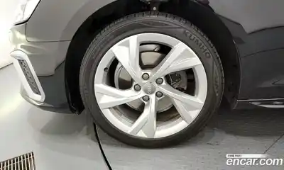 Audi A4 2021 2.0 гидро в Москве № 163159, миниатюра 5