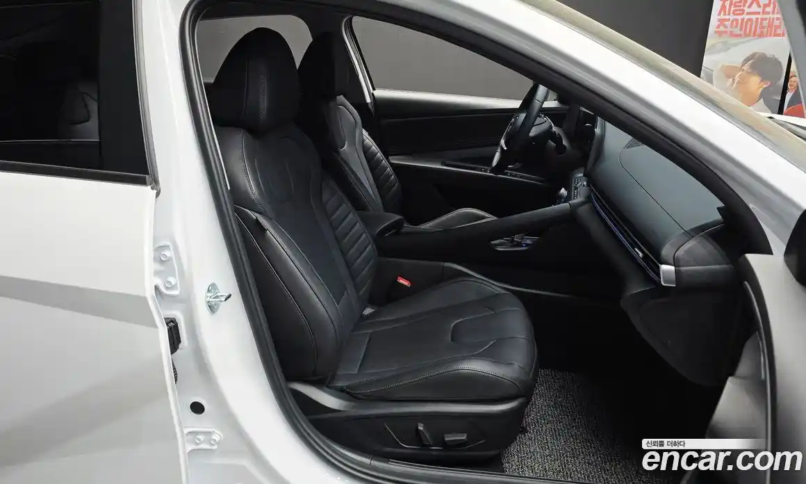 Hyundai Avante 2025 1.6 гидро в Москве № 2049670, фото 18
