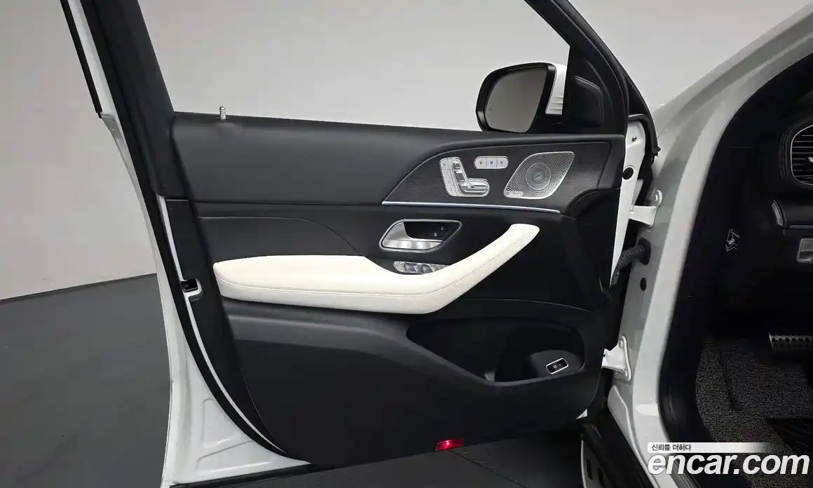 Mercedes-Benz GLE-Class 2023 3.0 гидро в Москве № 2050530, фото 13