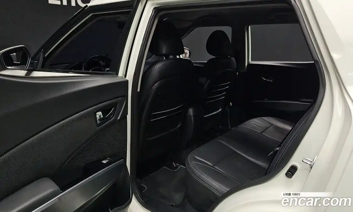 SsangYong TIBOLI 2017 1.6 гидро в Москве № 2052593, фото 11