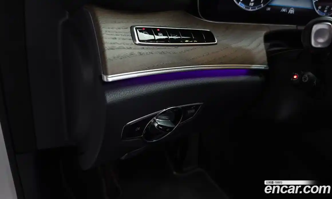 Mercedes-Benz E-Class 2020 2.0 гидро в Москве № 2054393, фото 24