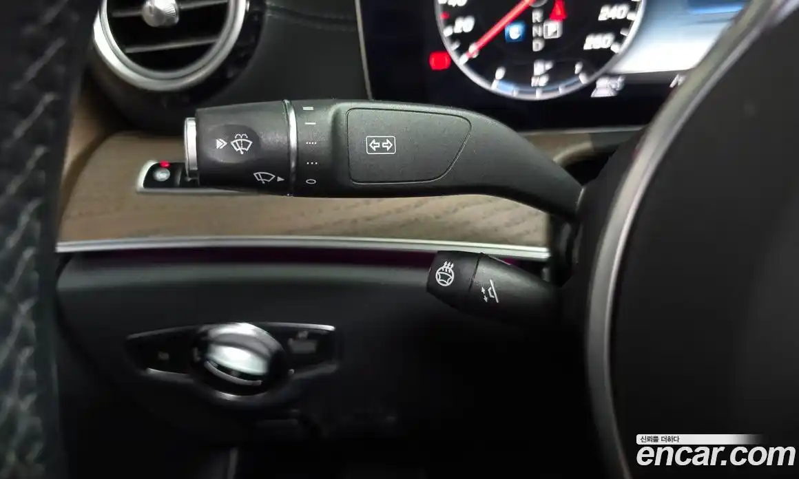 Mercedes-Benz E-Class 2020 2.0 гидро в Москве № 2054393, фото 26