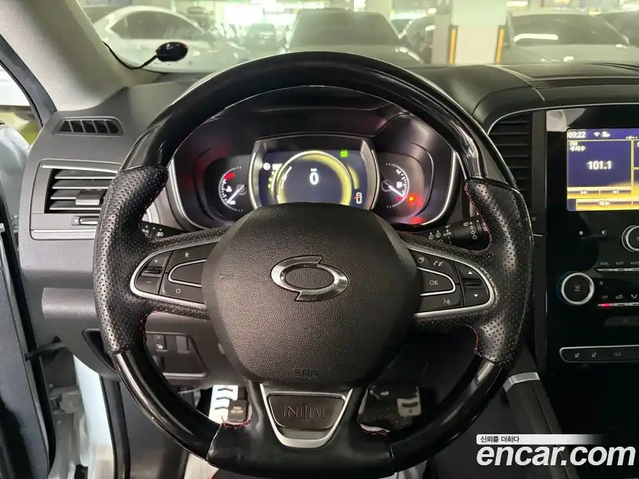 Renault QM6 2016 2.0 гидро в Москве № 2056057, фото 16